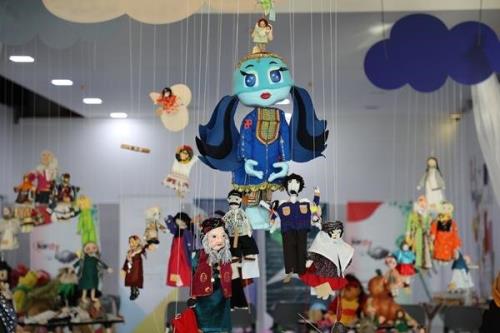 گرفتار گسست فرهنگی شده ایم