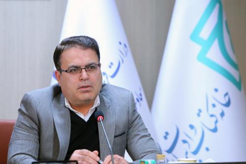 سخنگوی نمایشگاه از دلایل حذف کتابفروشان گفت هرکس به سهم خودش قانع باشد
