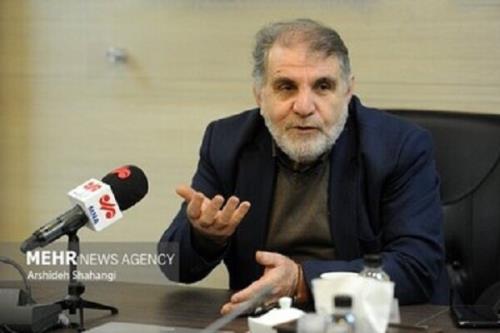 حضورتبلیغی تولیدکننده چرخ خیاطی به اسم حل مشکل پوشاک ۱۲سال معطلی قانون