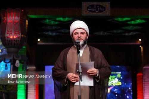 شهیدی که ۴۰ سال با عصاره شیطان جنگید تشکر شهید ایزدی از برنامه محفل