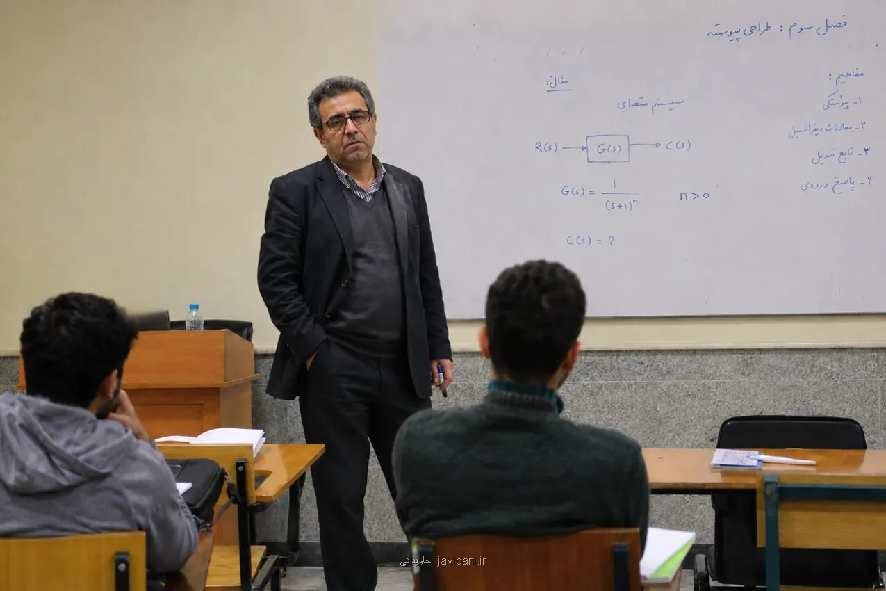 از انقلاب فرهنگی تا گزینش های ایدئولوژیک دانشگاه های ایران چرا از جهان علم عقب افتادند؟