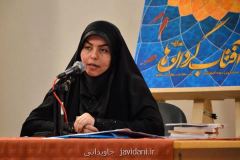 شعر عرب باز مانند شعر ایران گرفتار تغییرات بنیادین شده است