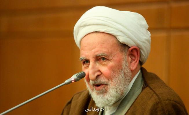 تاكید آیت الله یزدی بر نظم هرچه بیشتر در پروسه تربیتی طلاب جوان